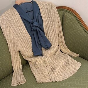 Chicos Cable Knit Sweater size 2